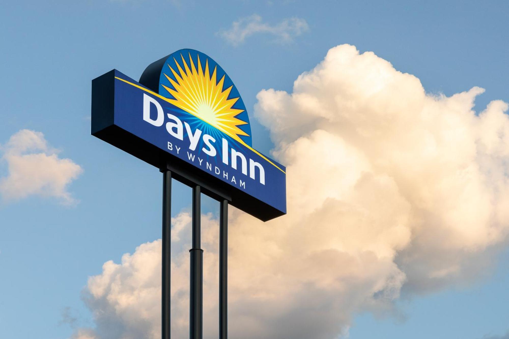 Days Inn By Wyndham Covington Esterno foto